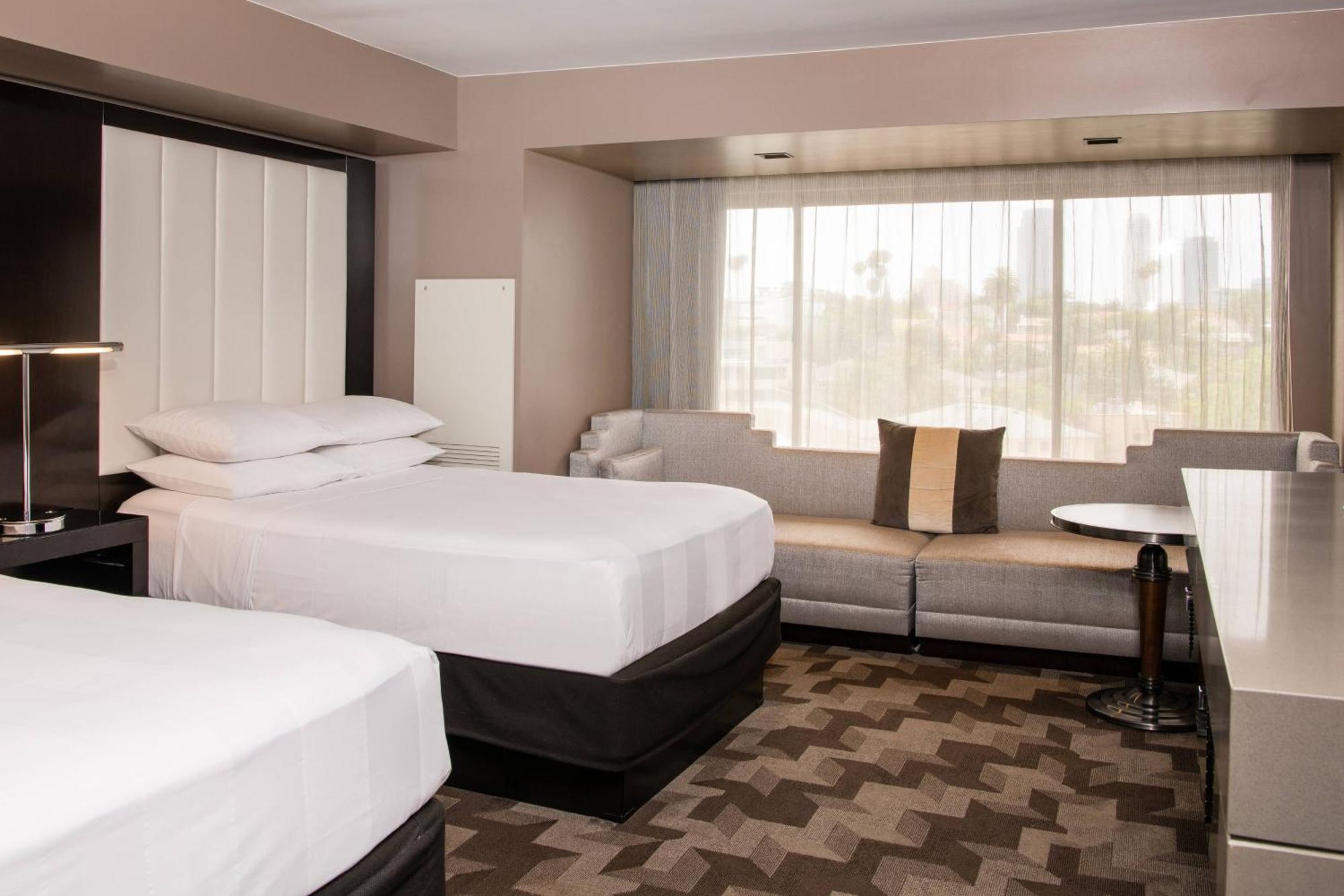 Beverly Hills Marriott 4*
