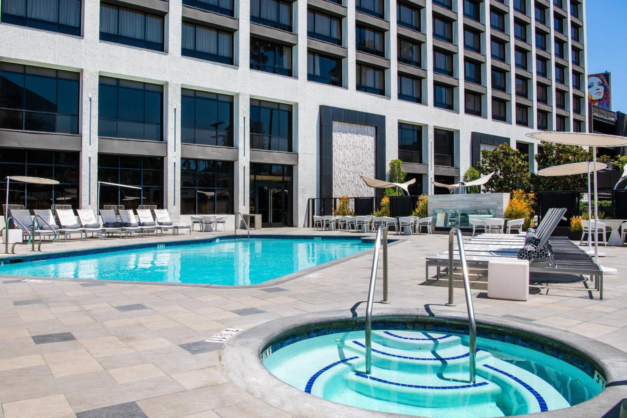 Hotel Beverly Hills Marriott 4*