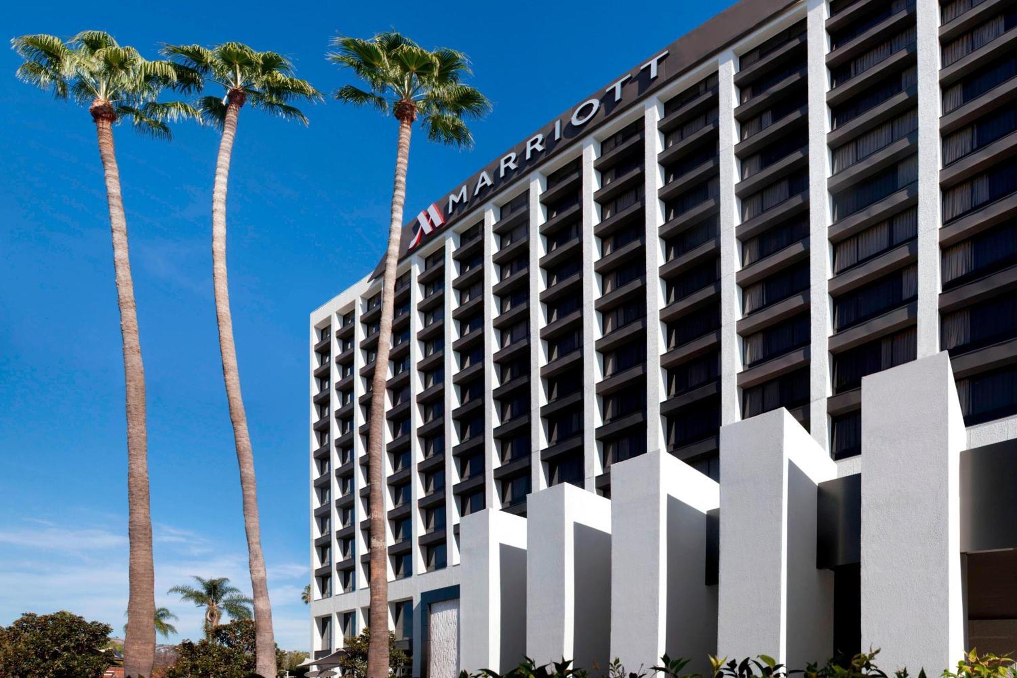 Beverly Hills Marriott Hotel 4*